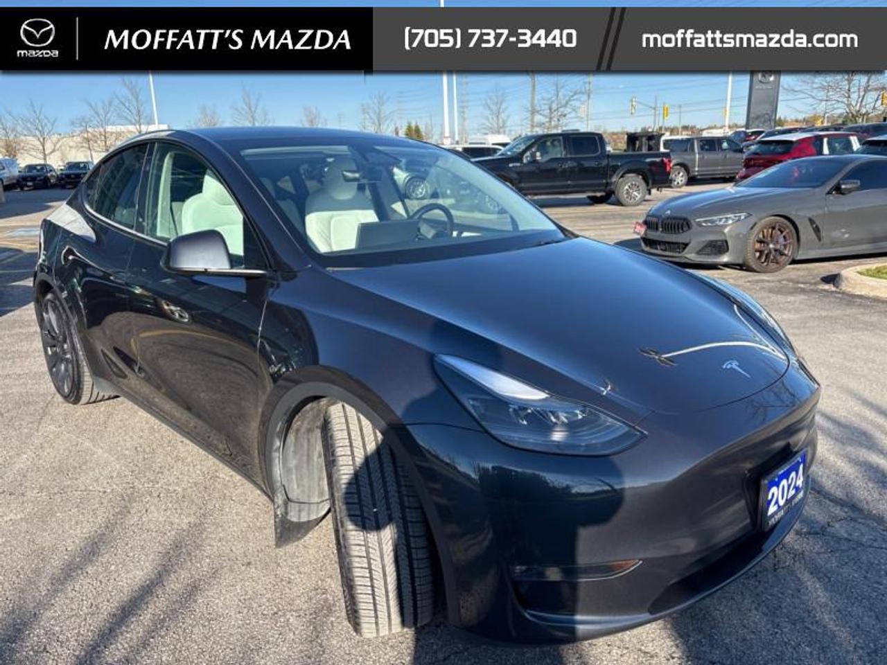 2024 Tesla Model Y PERFORMANCE Photo
