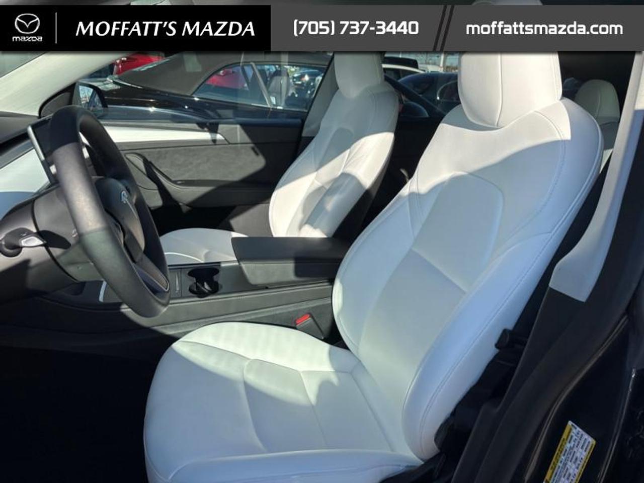 2024 Tesla Model Y PERFORMANCE Photo