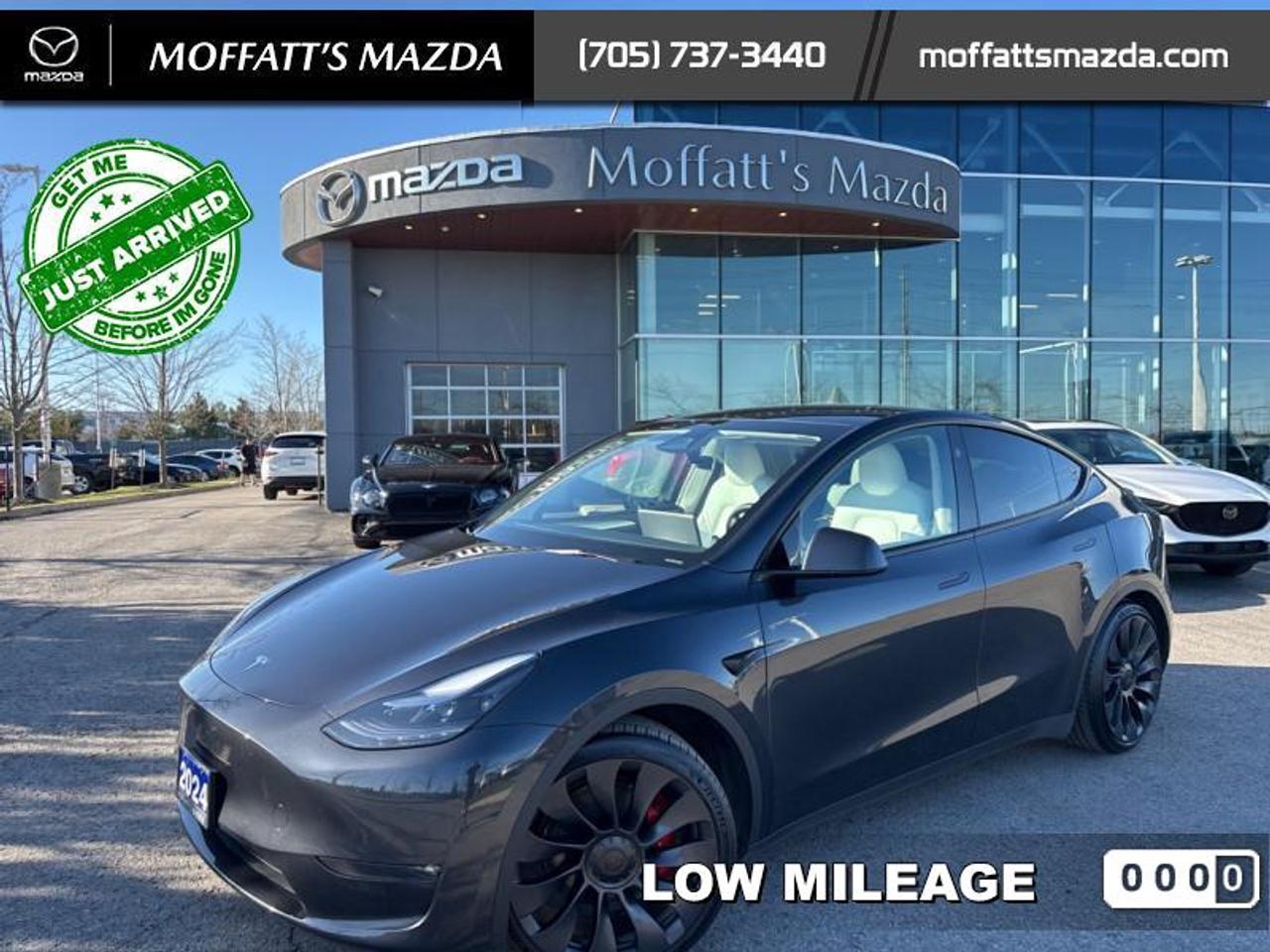 2024 Tesla Model Y PERFORMANCE Photo0