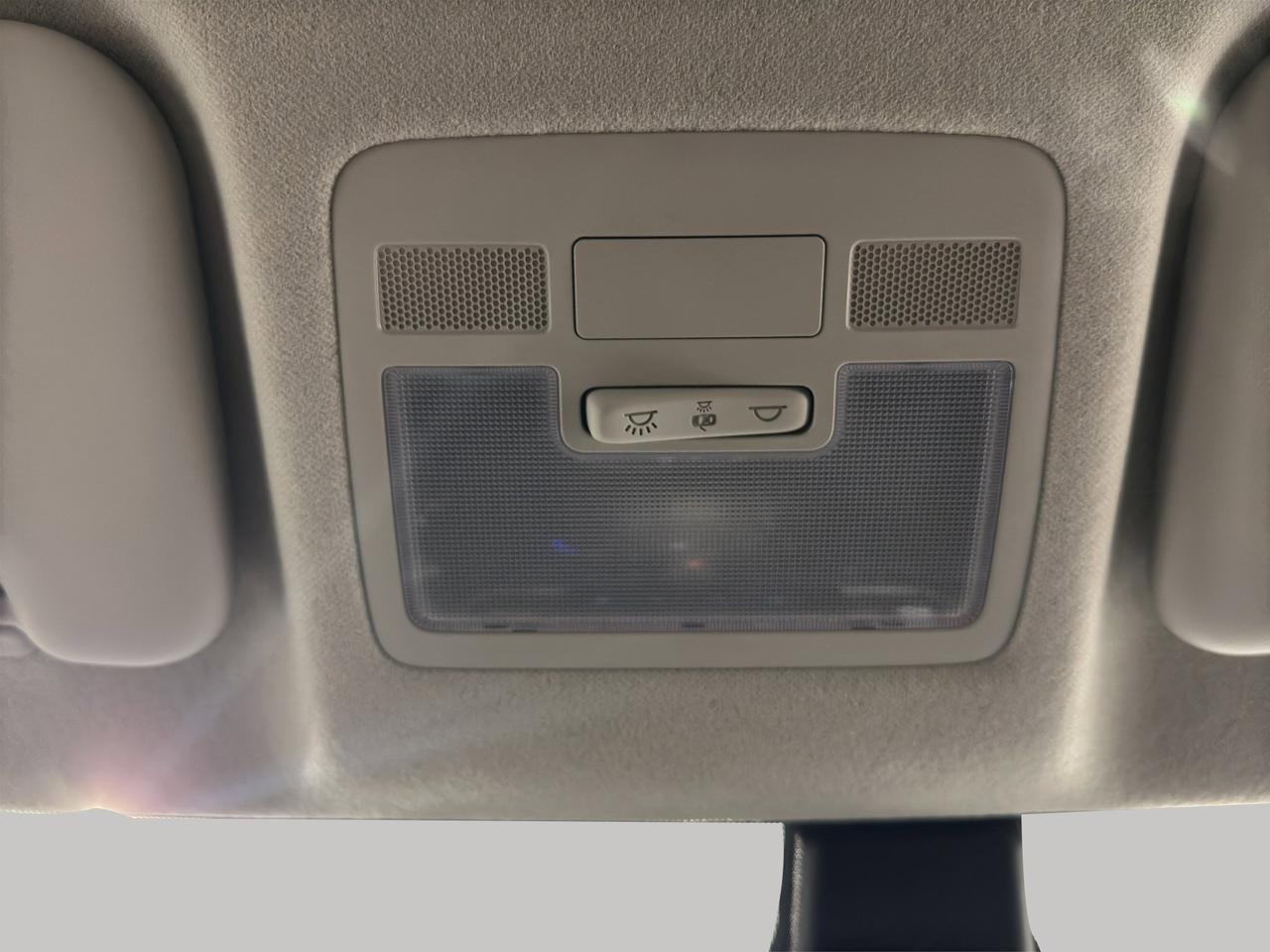 2026 Hyundai Venue Essential | Reverse Cam | Heated Seats Photo