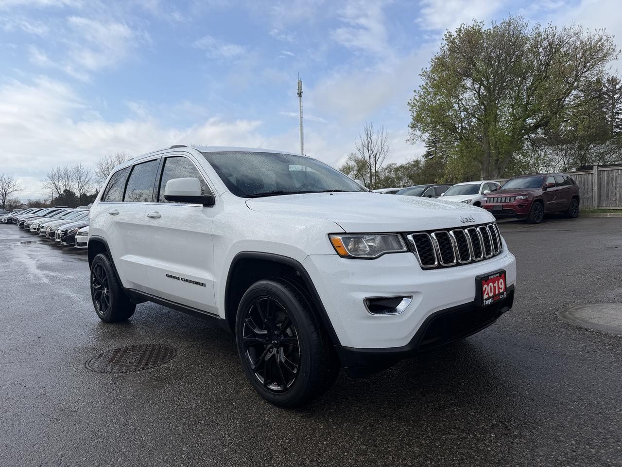 2019 Jeep Grand Cherokee Laredo E - Photo #1