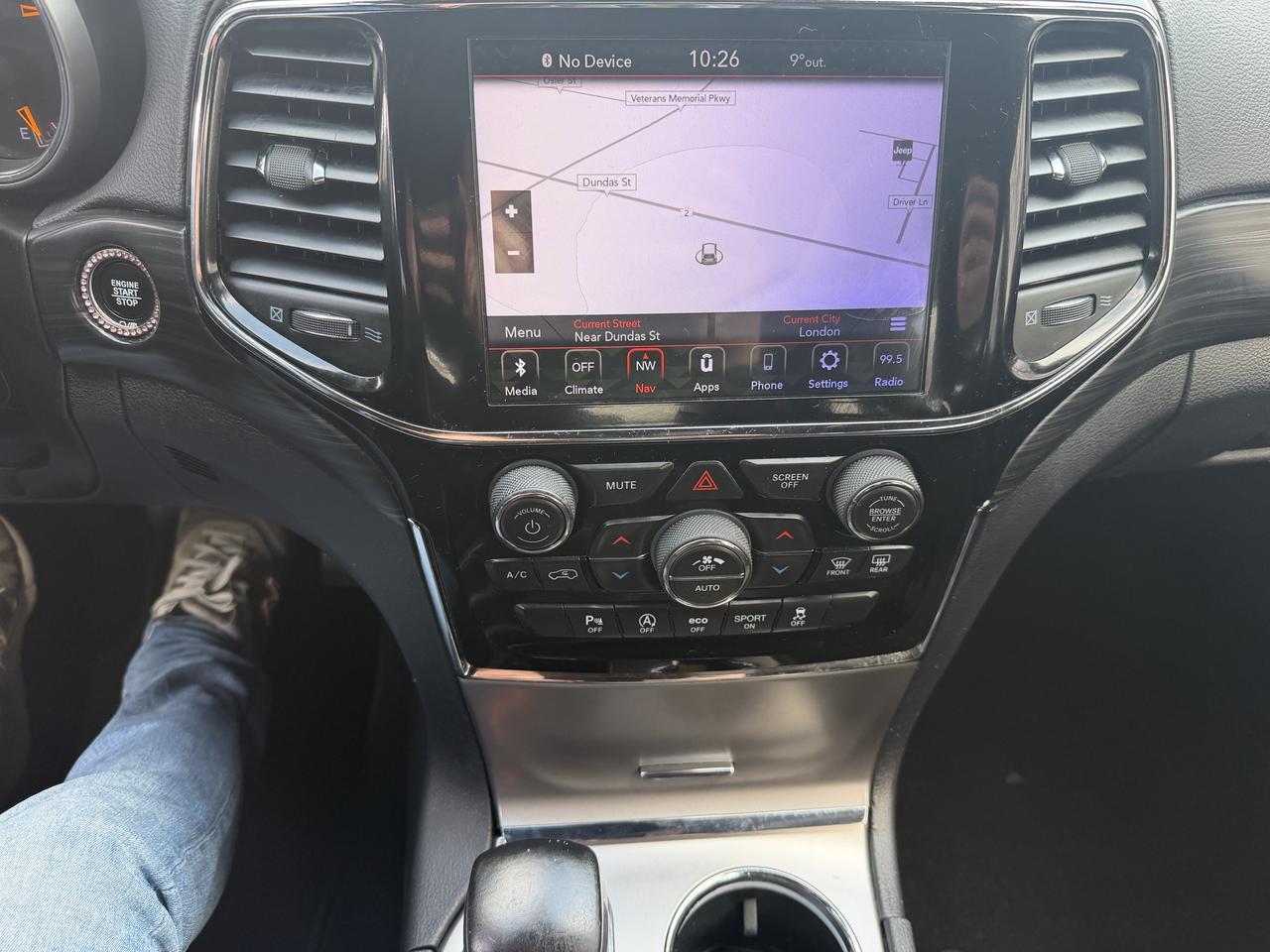 2019 Jeep Grand Cherokee Laredo E Photo