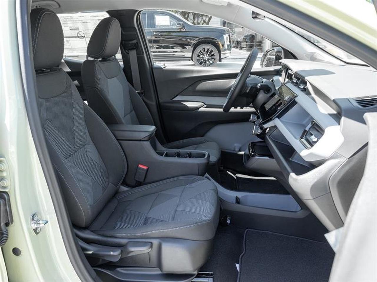 2027 Chevrolet Bolt LT Photo