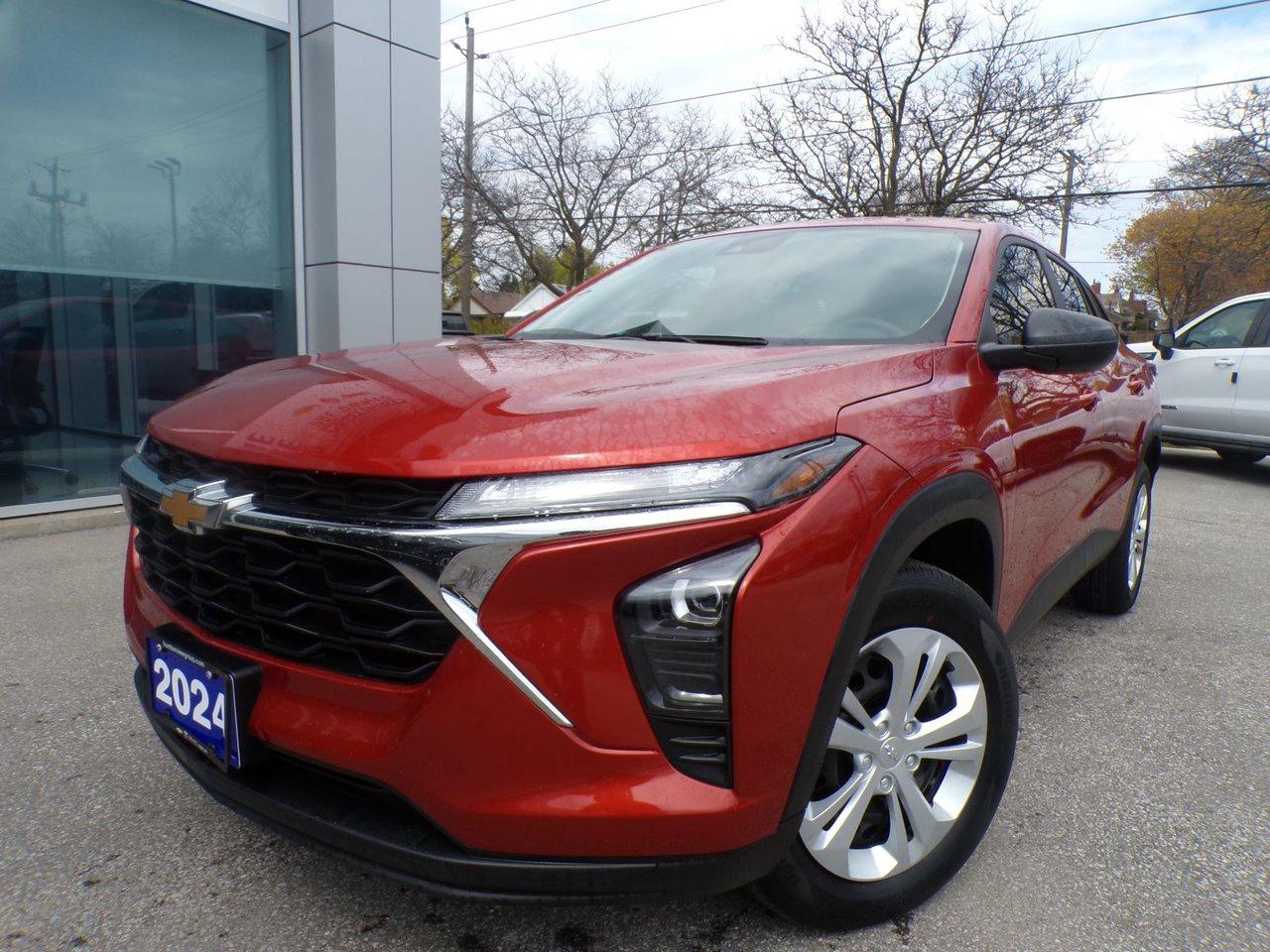 2024 Chevrolet Trax LS Photo0