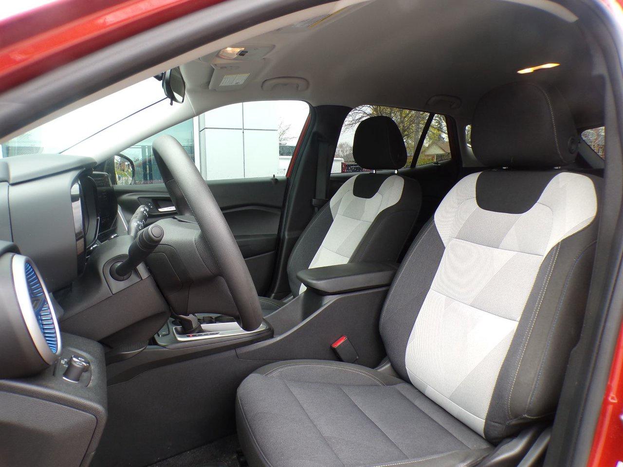 2024 Chevrolet Trax LS Photo