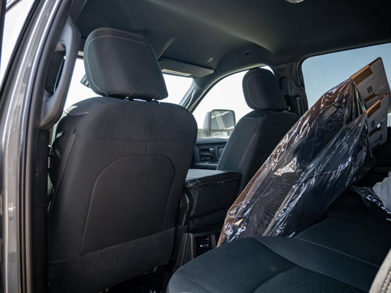 2026 RAM 2500 Black Express Photo