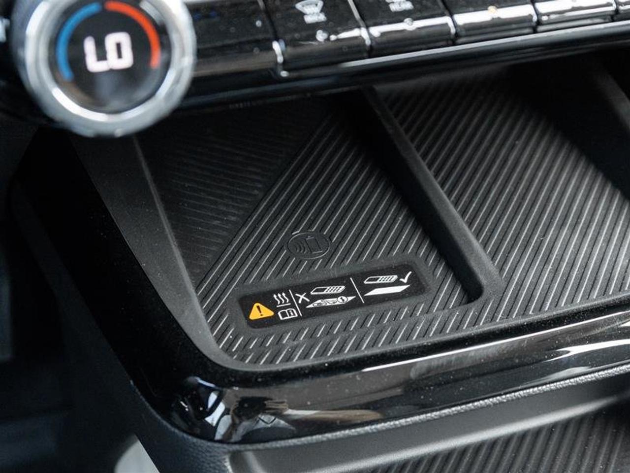 2027 Chevrolet Bolt RS Photo