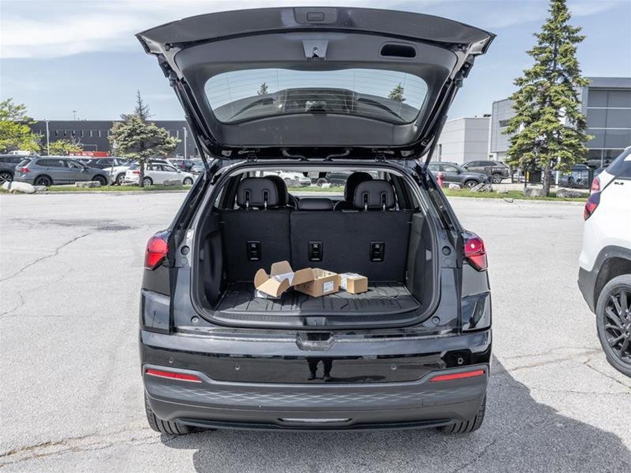 2027 Chevrolet Bolt RS Photo