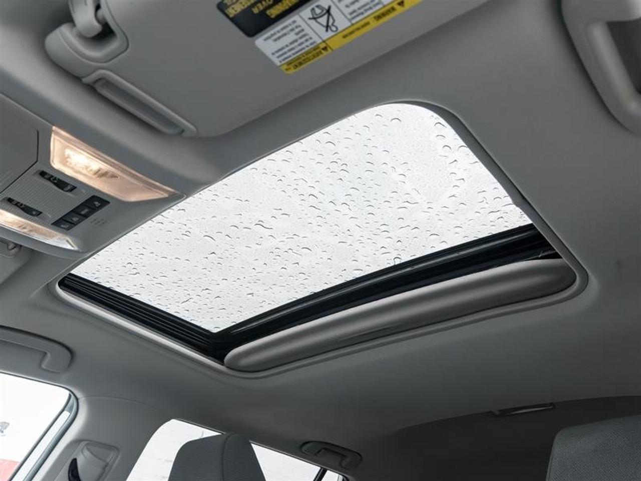 2021 Toyota RAV4 XLE AWD Sunroof | Backup Cam | Heated Seats | XLE | AWD Photo