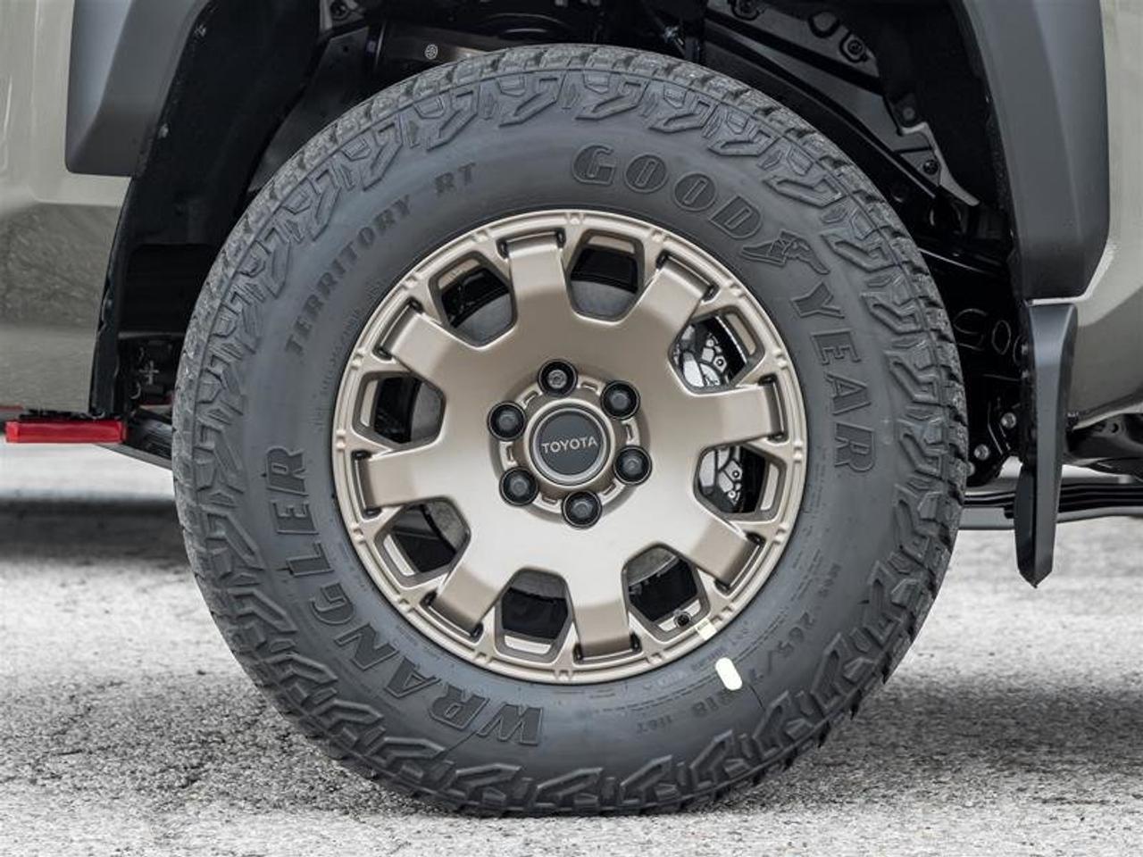 2026 Toyota TACOMA HYBRID Trailhunter Photo