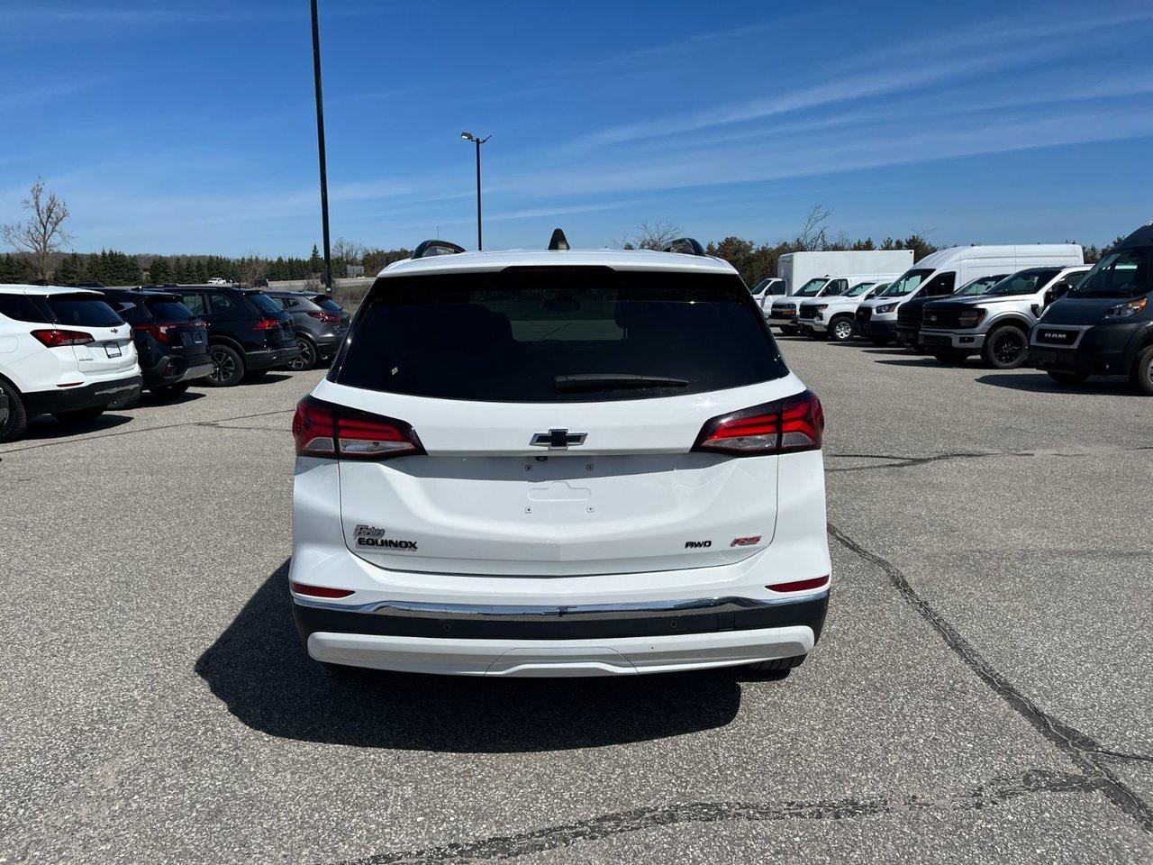 2022 Chevrolet Equinox RS AWD Photo
