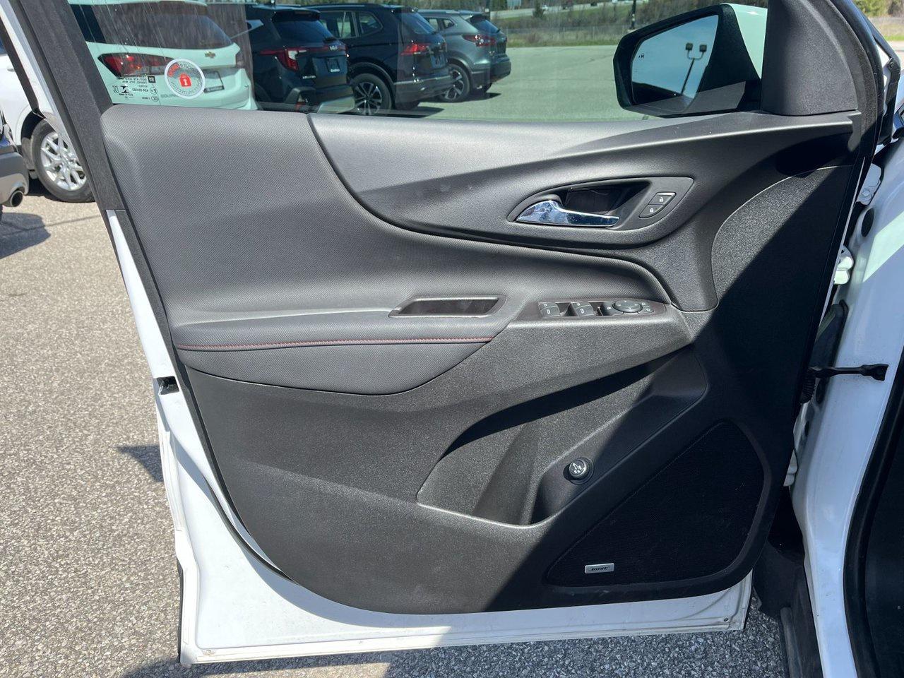 2022 Chevrolet Equinox RS AWD Photo