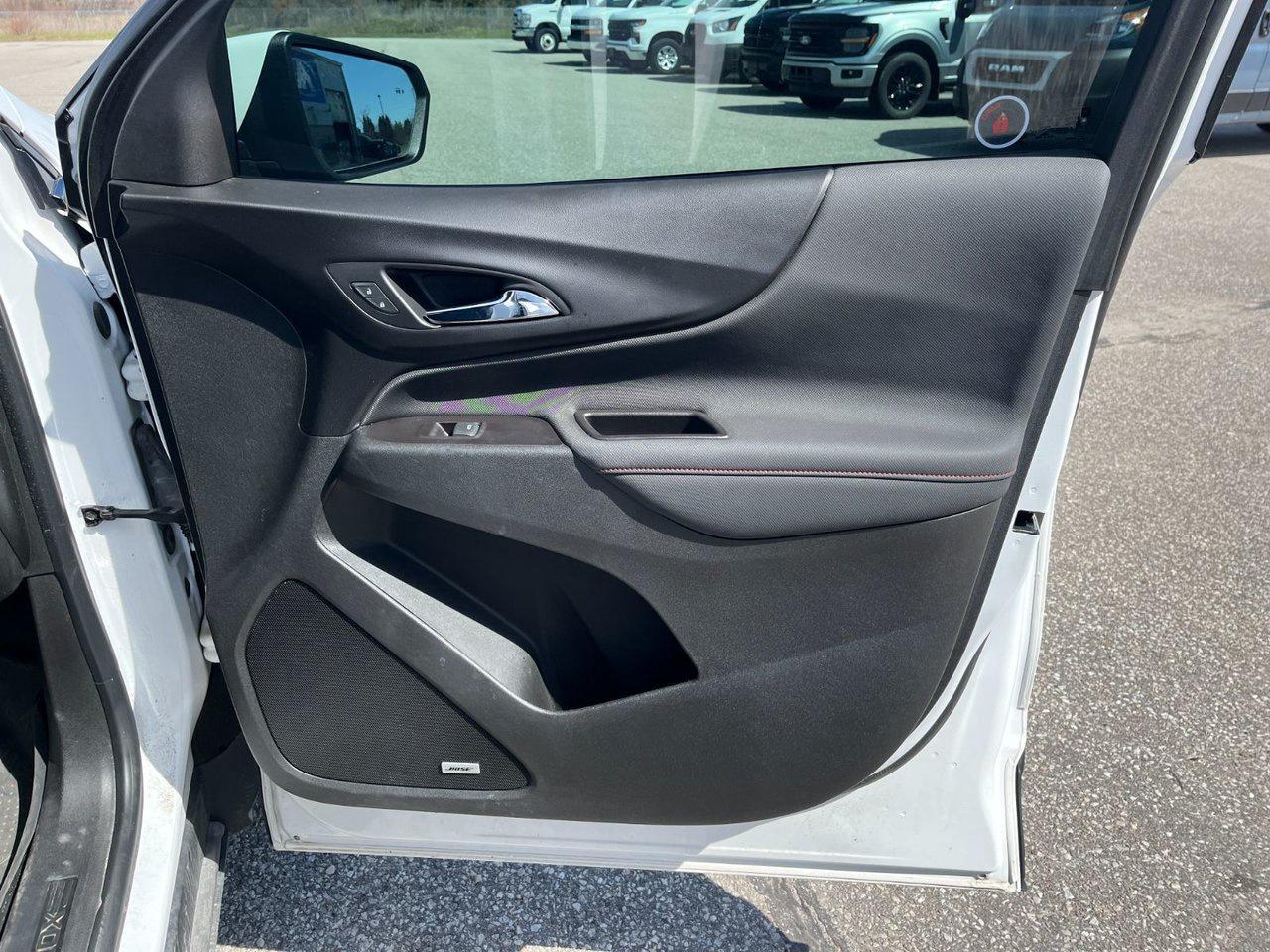 2022 Chevrolet Equinox RS AWD Photo