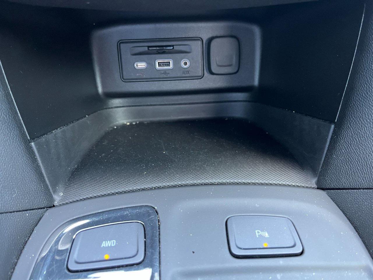 2022 Chevrolet Equinox RS AWD Photo