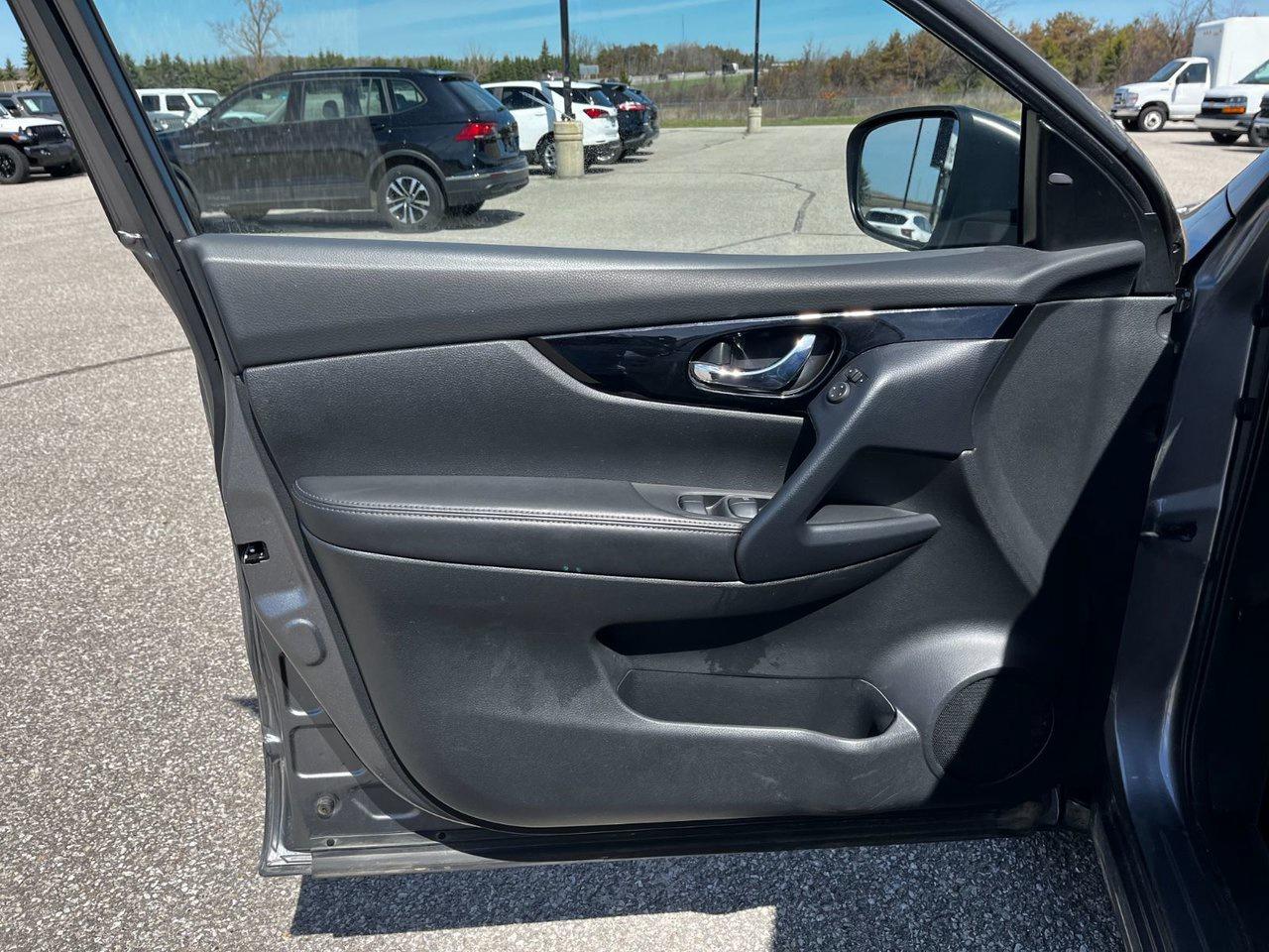 2023 Nissan Qashqai AWD SL CVT Photo