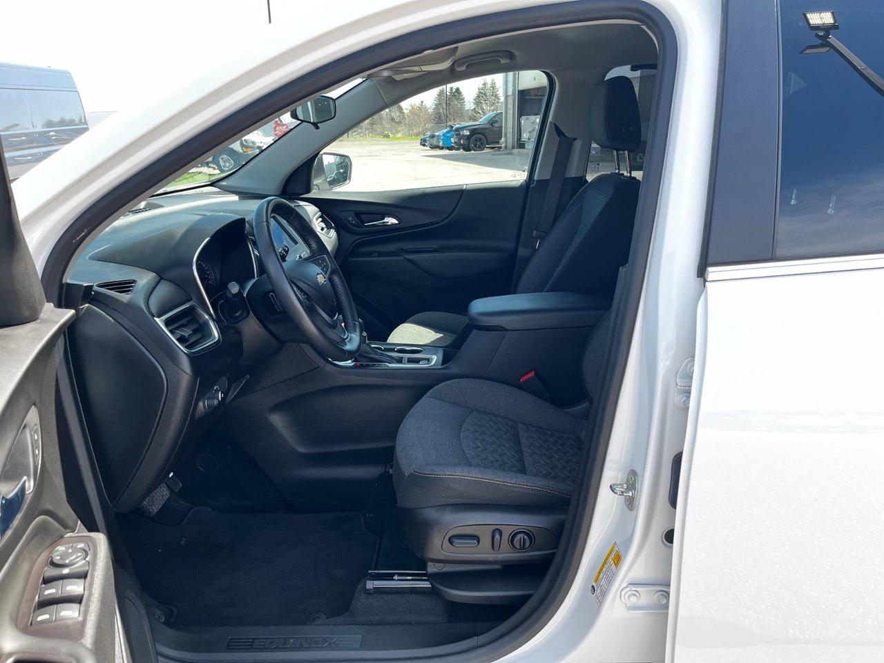 2022 Chevrolet Equinox AWD 4dr LT w/1LT Photo