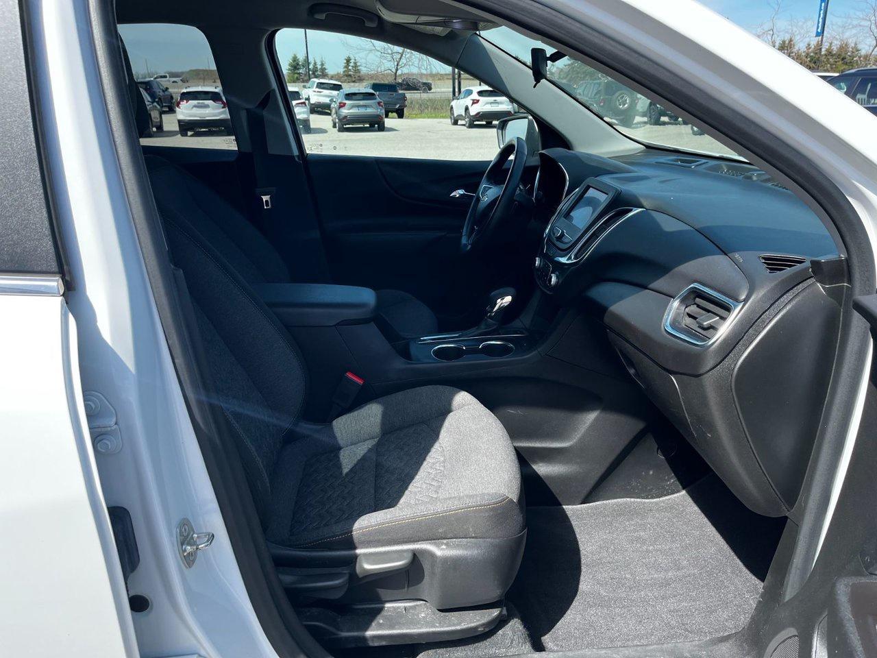 2022 Chevrolet Equinox AWD 4dr LT w/1LT Photo