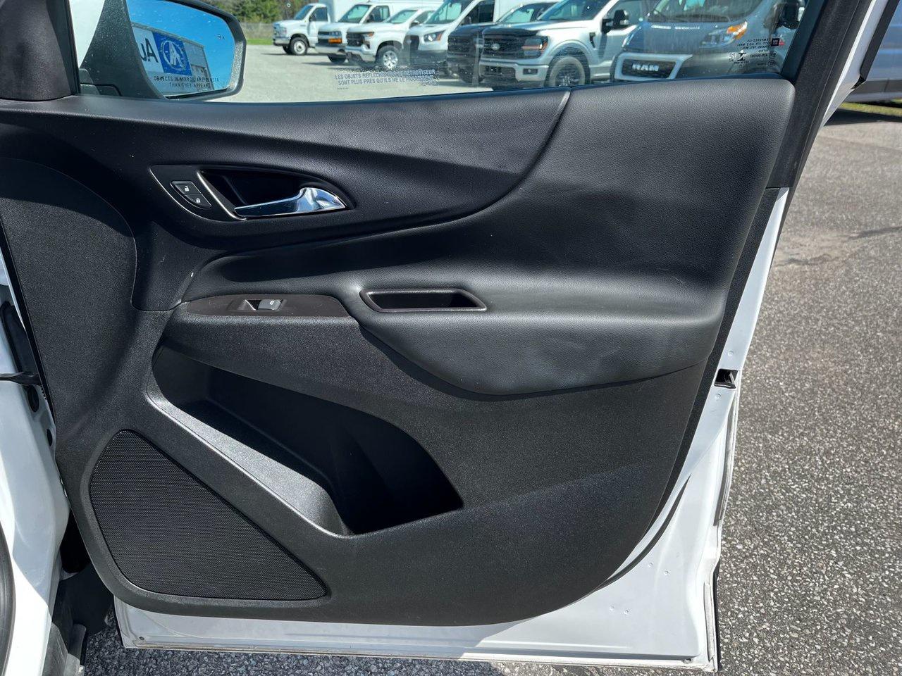 2022 Chevrolet Equinox AWD 4dr LT w/1LT Photo