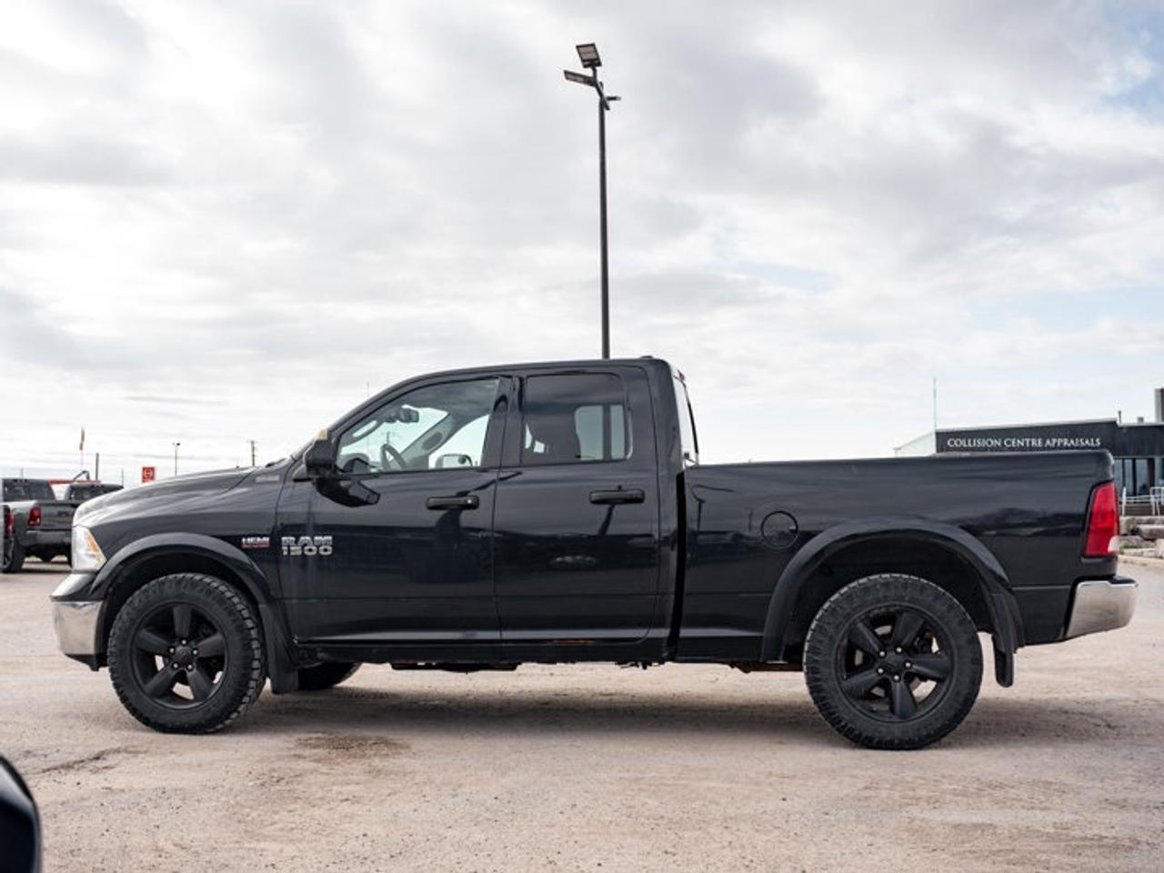 2016 RAM 1500 OUTDOORSMAN Photo4