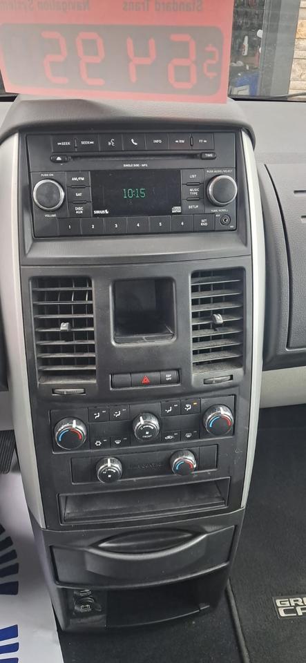 2010 Dodge Grand Caravan SXT Photo