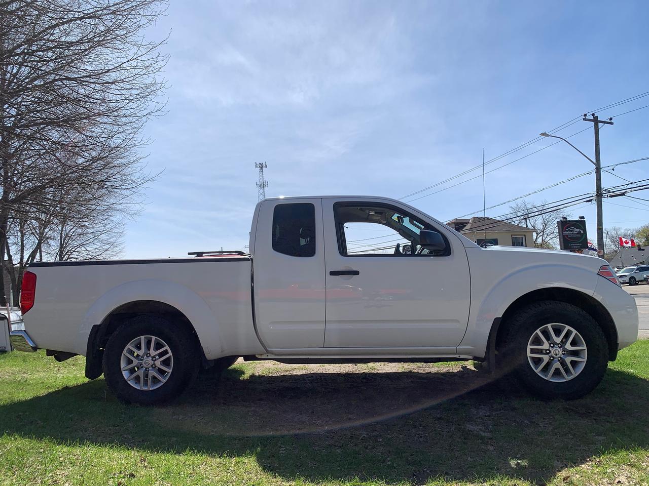 2016 Nissan Frontier SV Photo