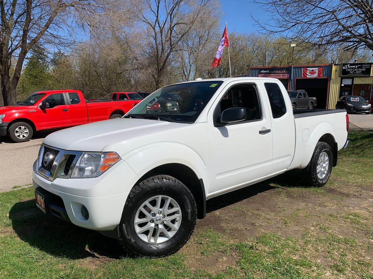 2016 Nissan Frontier SV Photo