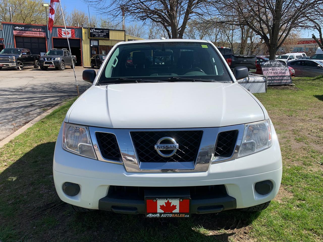 2016 Nissan Frontier SV Photo