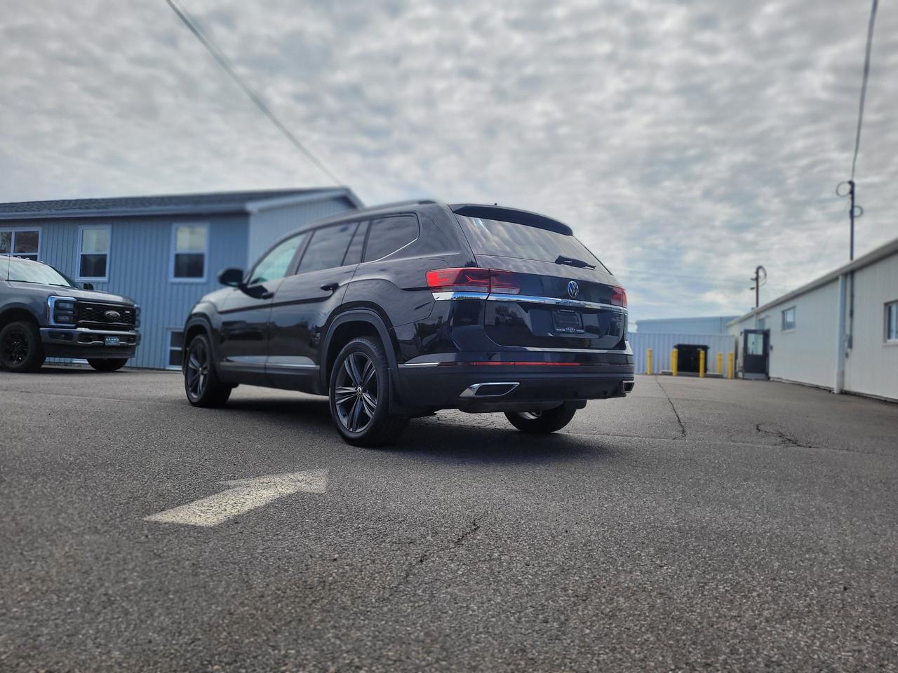 2021 Volkswagen Atlas HIGHLINE 4WD W/PANO ROOF Photo3