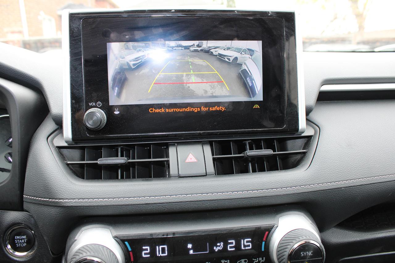 2024 Toyota RAV4 XLE AWD Photo