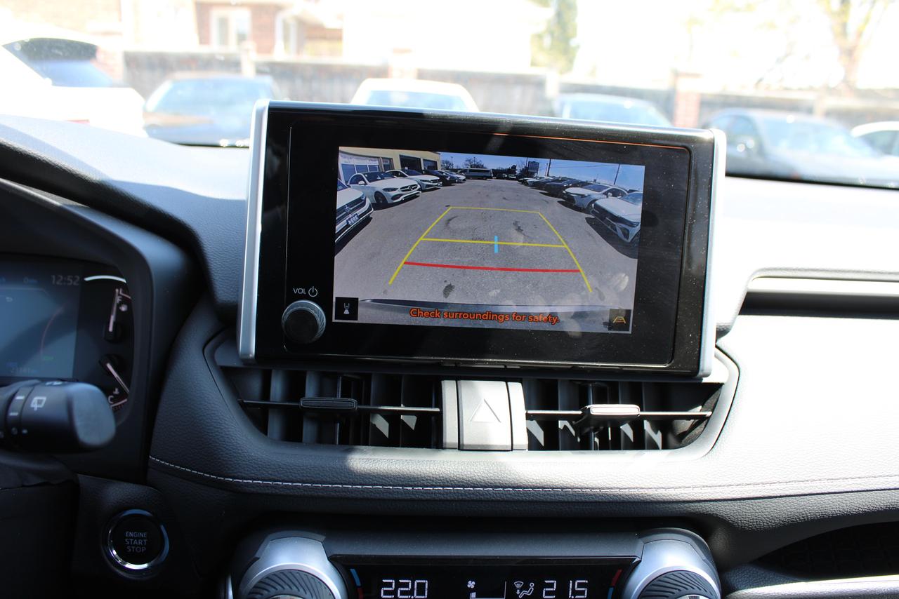 2025 Toyota RAV4 XLE AWD Photo