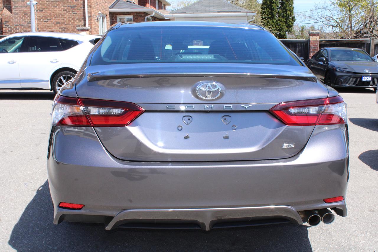 2024 Toyota Camry SE Auto Photo