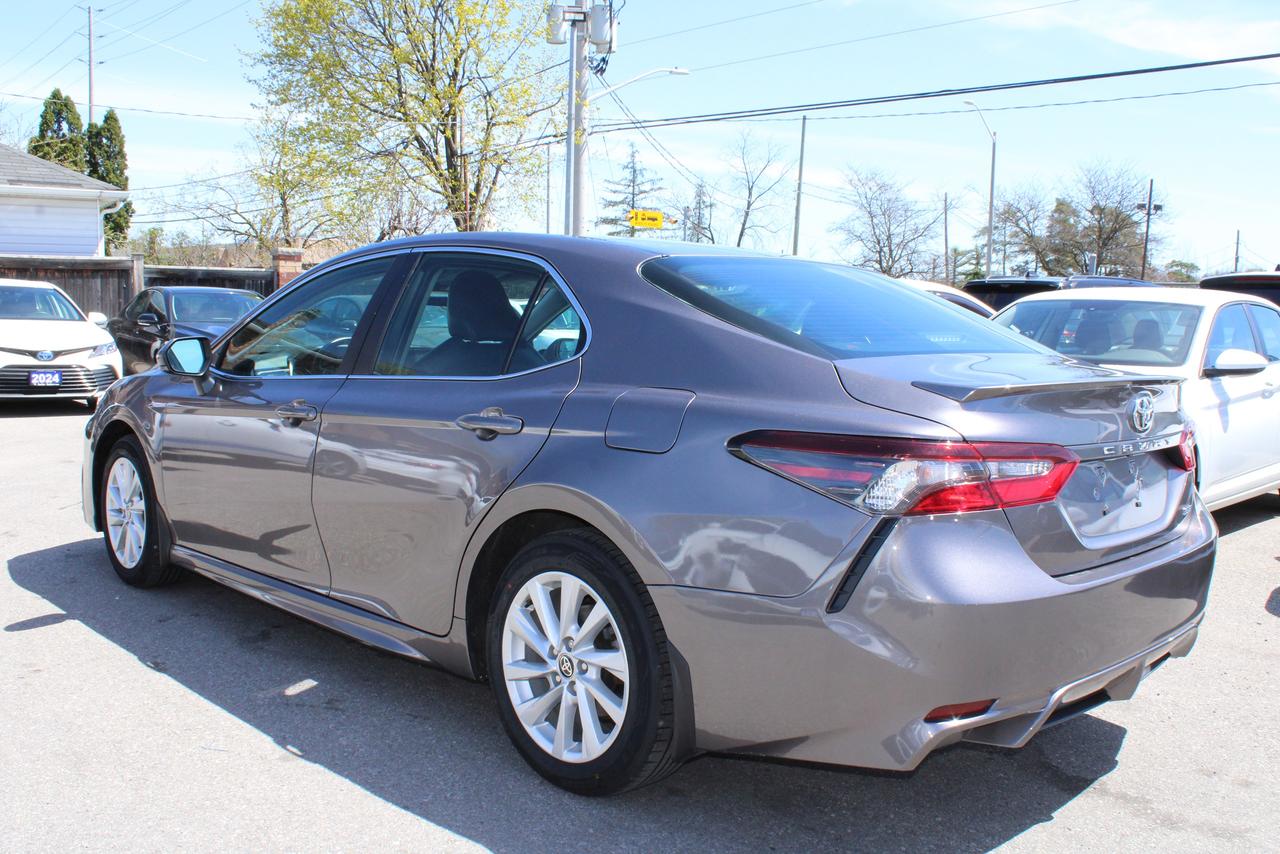 2024 Toyota Camry SE Auto Photo2
