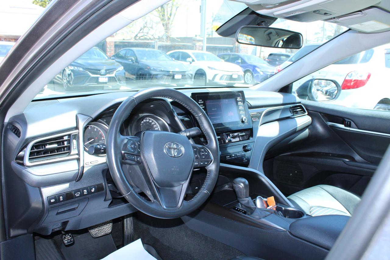 2024 Toyota Camry SE Auto Photo