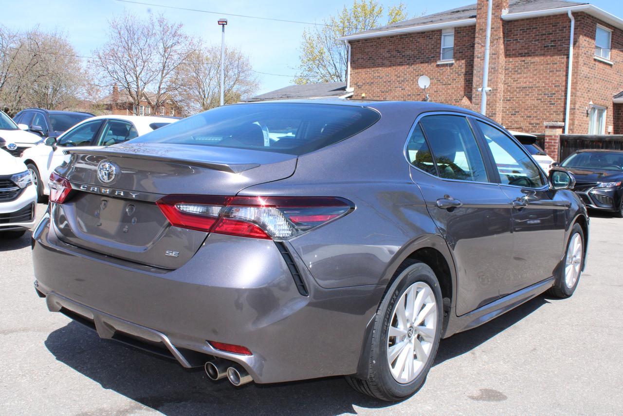 2024 Toyota Camry SE Auto Photo