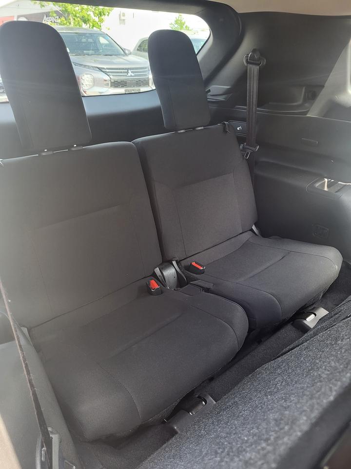 2024 Mitsubishi Outlander SE Photo