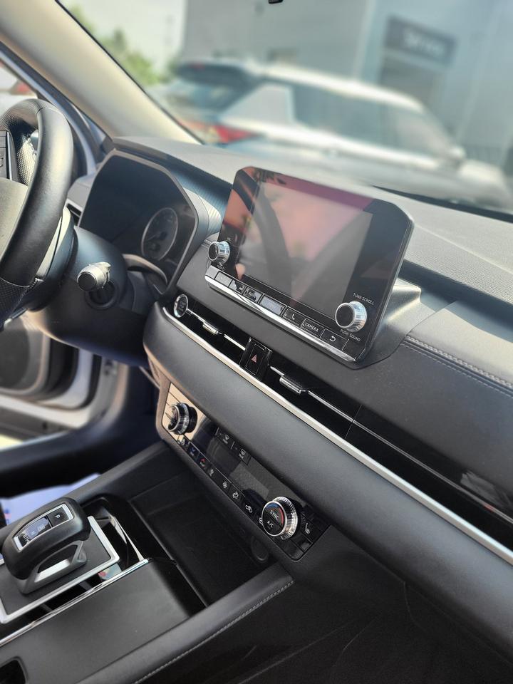 2024 Mitsubishi Outlander SE Photo