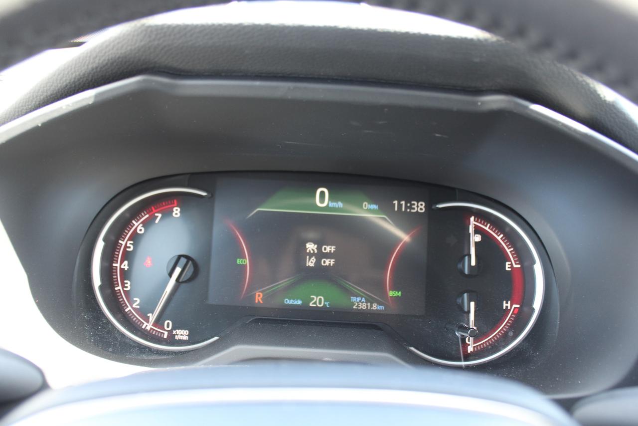 2025 Toyota RAV4 XLE Photo