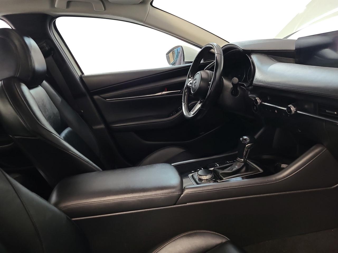 2019 Mazda MAZDA3 GS - Photo #16