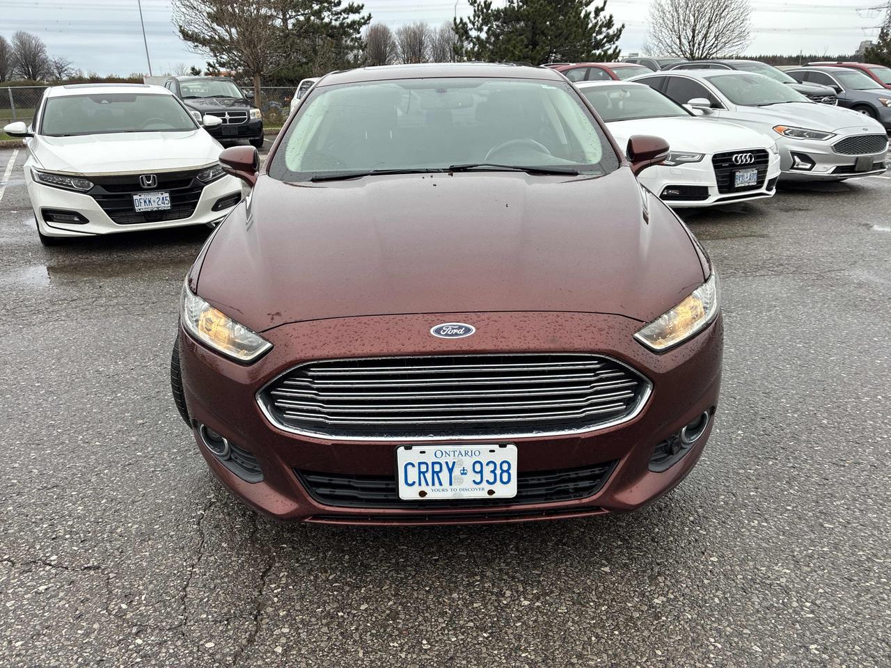 2016 Ford Fusion SE | Leather | Sunroof | Reverse Cam | Alloys ++ Photo