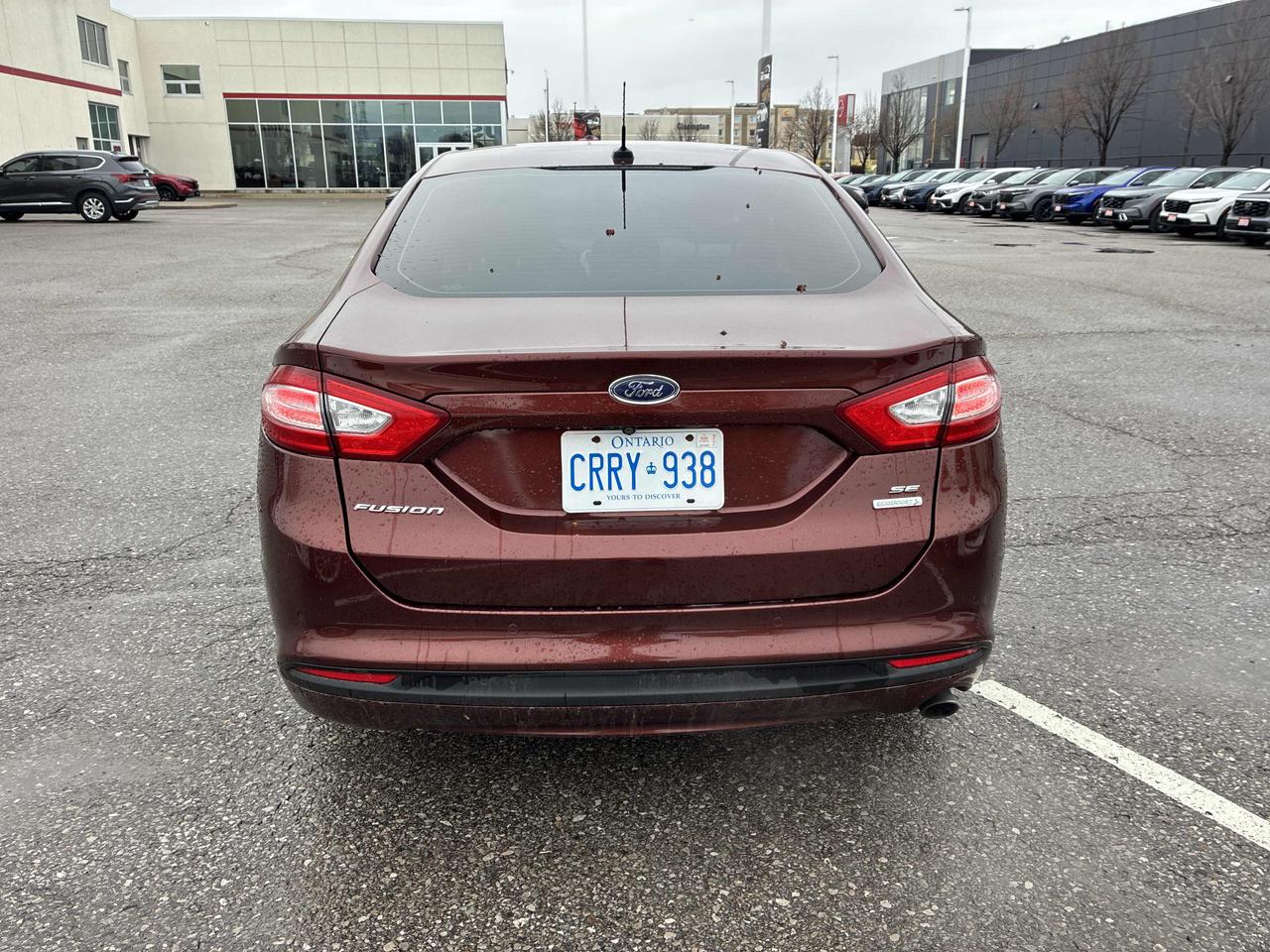 2016 Ford Fusion SE | Leather | Sunroof | Reverse Cam | Alloys ++ Photo
