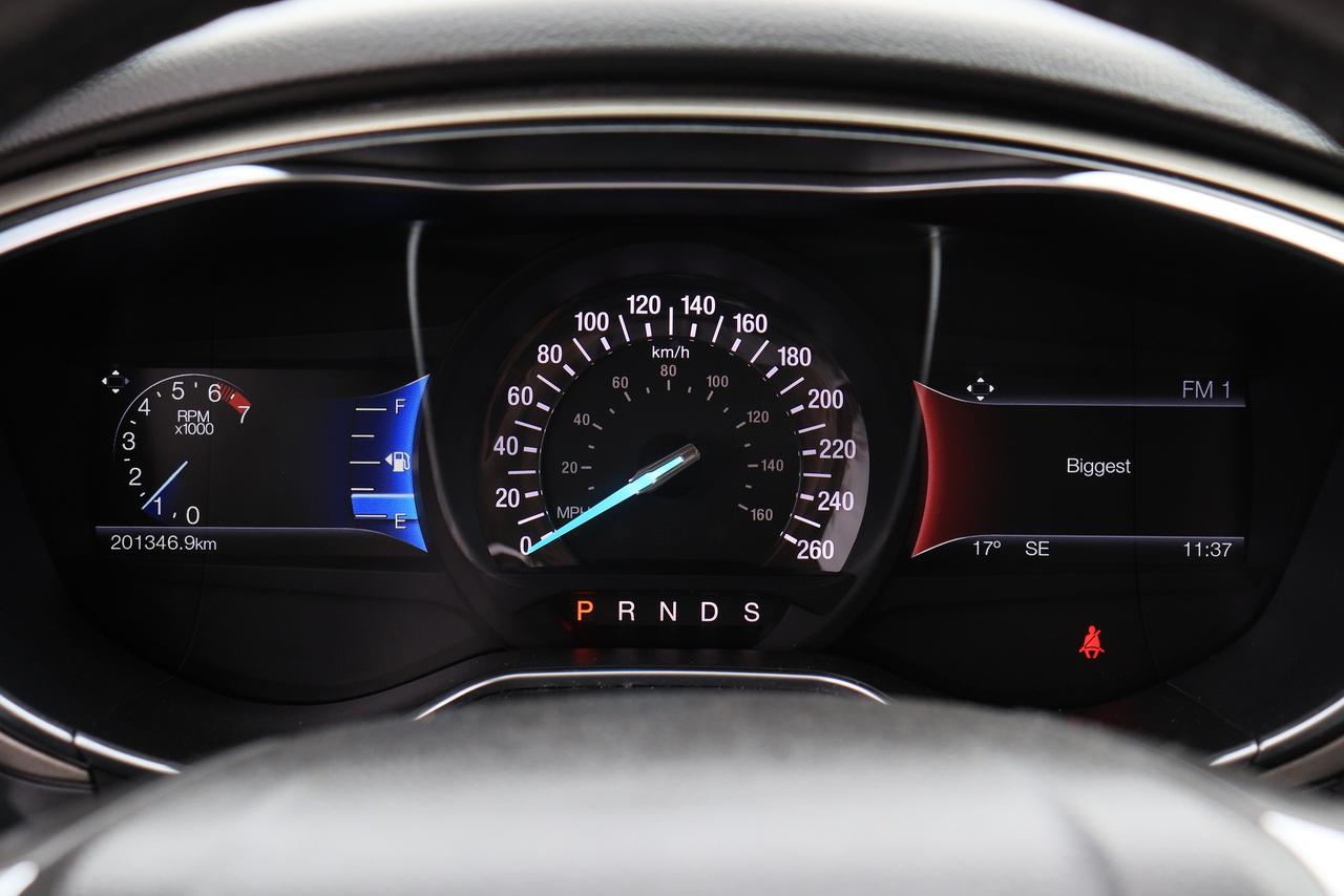 2016 Ford Fusion SE | Leather | Sunroof | Nav | Cam | Alloys & More Photo19