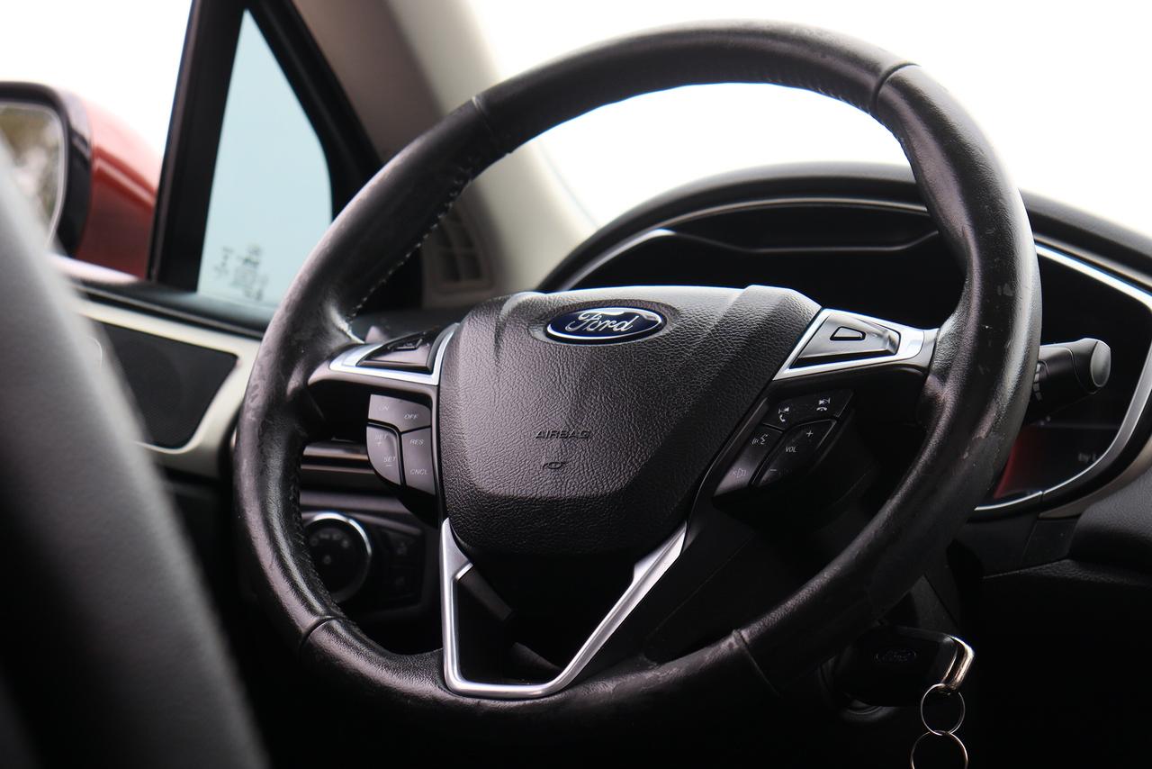 2016 Ford Fusion SE | Leather | Sunroof | Nav | Cam | Alloys & More Photo35