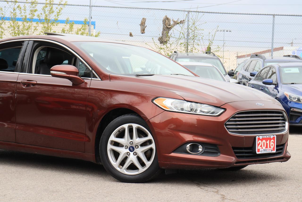 2016 Ford Fusion SE | Leather | Sunroof | Nav | Cam | Alloys & More Photo11