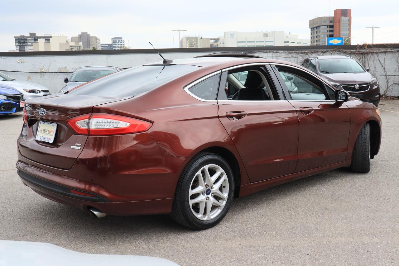 2016 Ford Fusion SE | Leather | Sunroof | Nav | Cam | Alloys & More Photo9