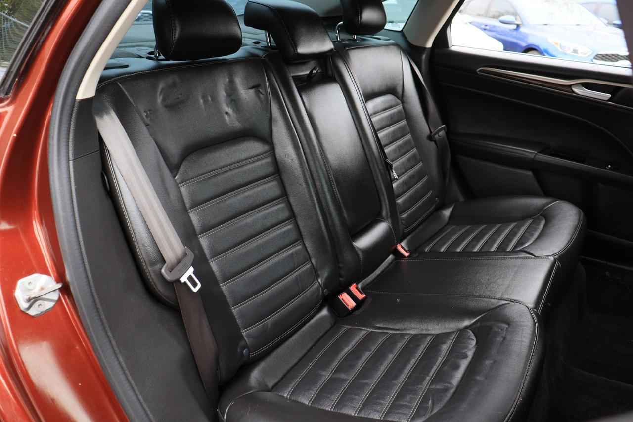 2016 Ford Fusion SE | Leather | Sunroof | Nav | Cam | Alloys & More Photo29