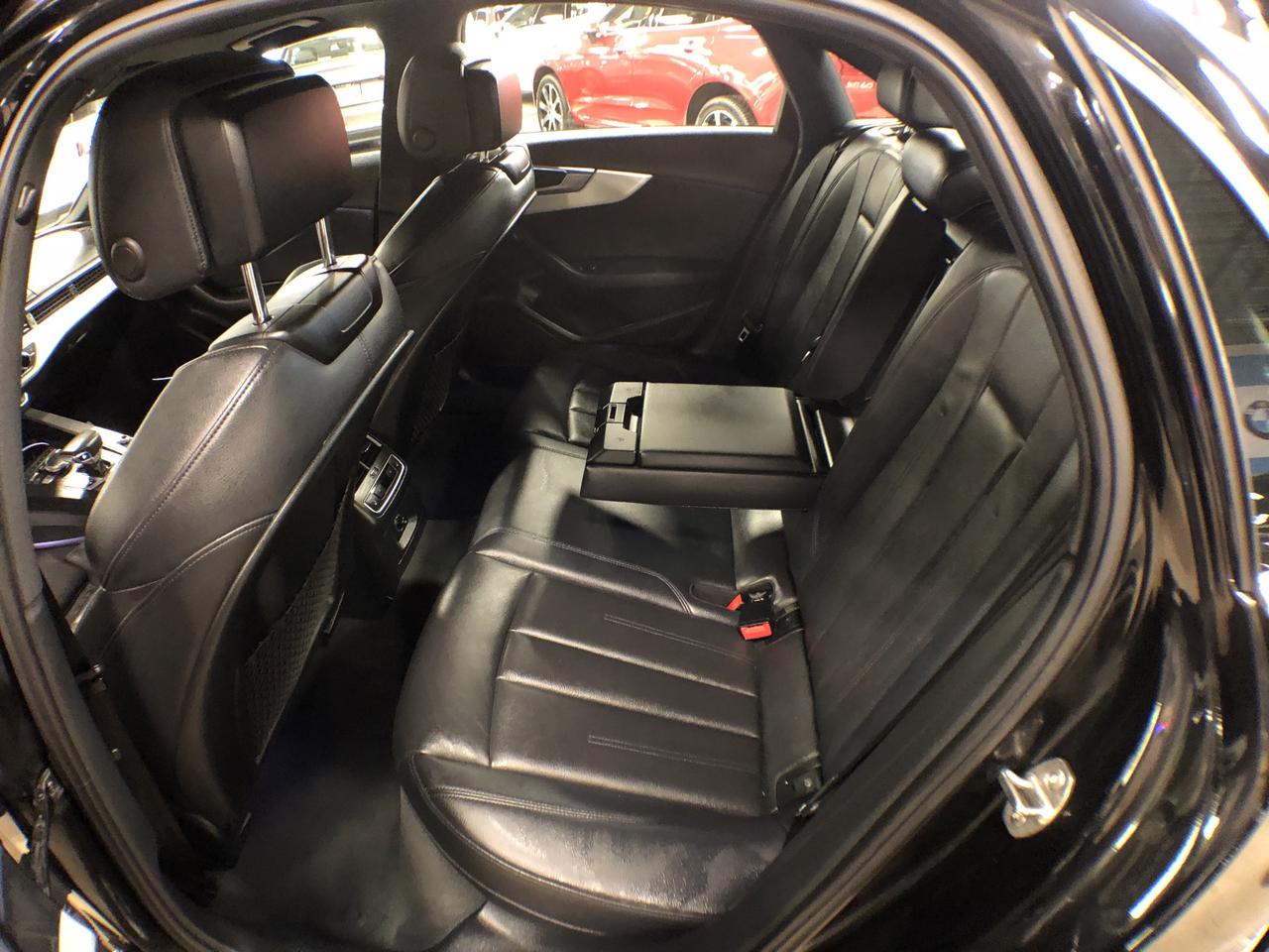 2019 Audi A4 TECHNIK S-LINE AWD LEATHER SUNROOF NAV B/SPOT CAME Photo