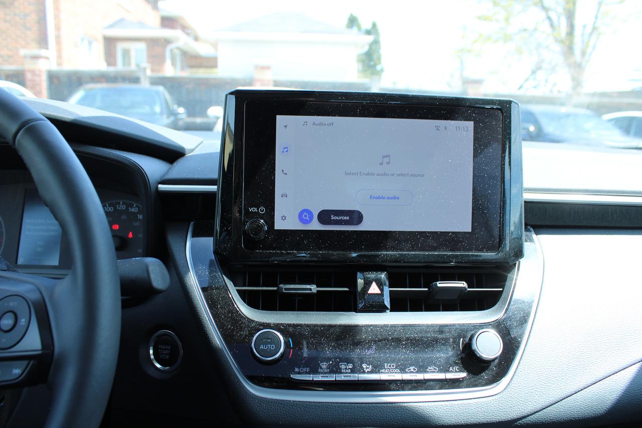 2025 Toyota Corolla LE With Sunroof Photo