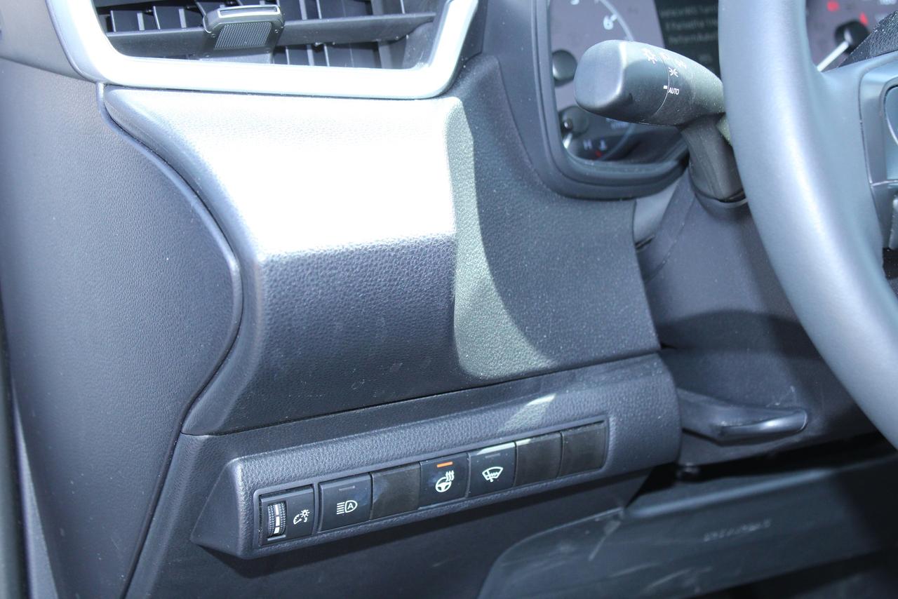 2025 Toyota Corolla LE With Sunroof Photo