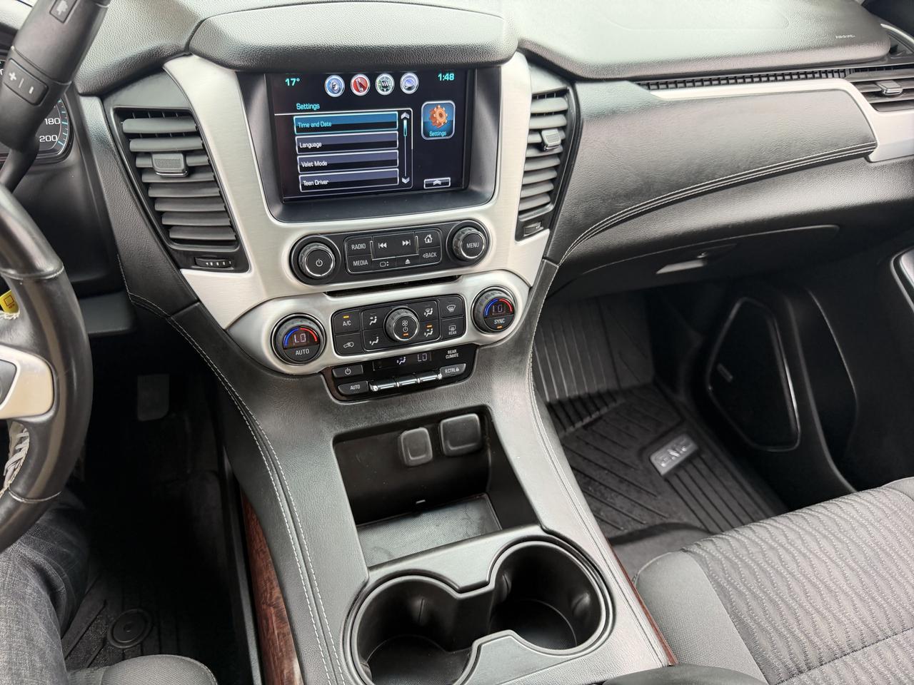 2017 GMC Yukon XL SLE | One Owner | Clean CARFAX Photo