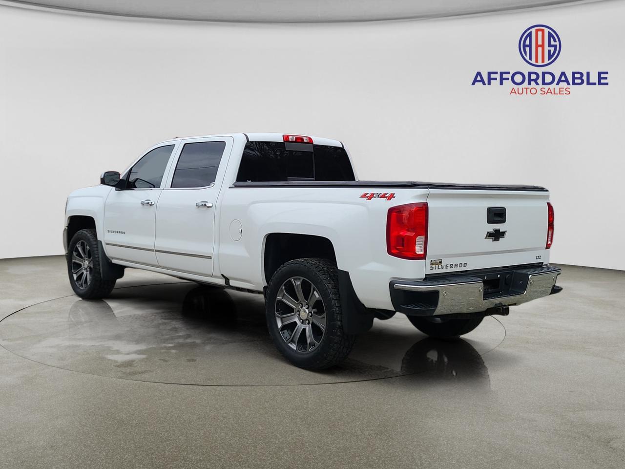 2018 Chevrolet Silverado 1500 LTZ - Photo #3